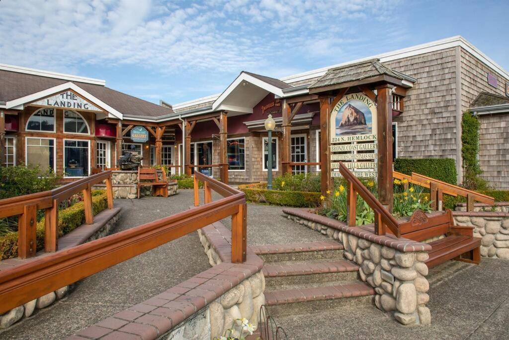 Cannon Beach Vibes, Steps To The Beach,Wifi,3 Full Bedroom En Suites With 3 Fireplaces,Near Downtown Экстерьер фото
